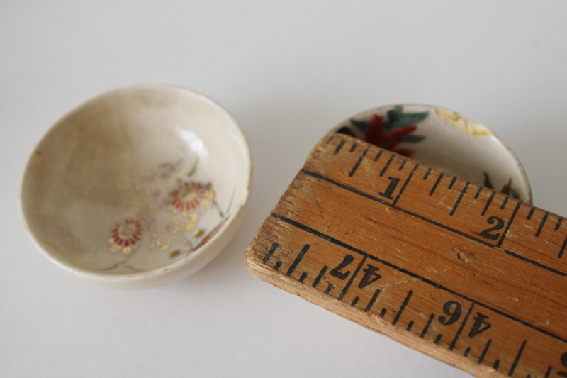photo of two tiny old tea bowls or sauce dishes, wabi sabi crazed worn hand painted Japan ceramic  #5