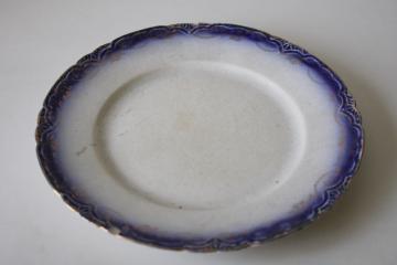 unmarked antique flow blue china plate very shabby, La Francaise or La Belle china border w/ gold 