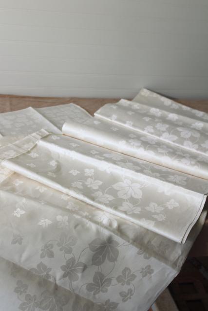 photo of unused pure linen damask table linens, vintage banquet tablecloth & dinner napkins #4