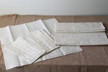 photo of unused pure linen damask table linens, vintage banquet tablecloth & dinner napkins