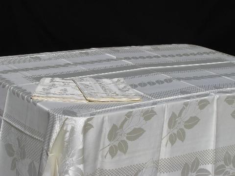 photo of unused vintage Czech damask table linens w/ labels, tablecloth & dinner napkins #1