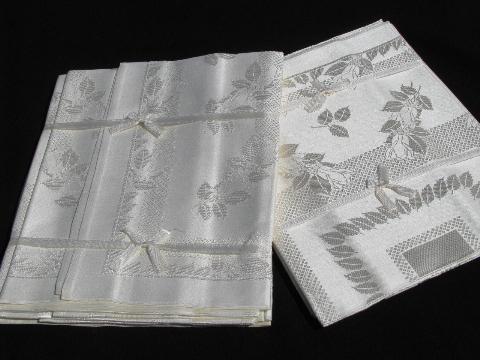 photo of unused vintage Czech damask table linens w/ labels, tablecloth & dinner napkins #7