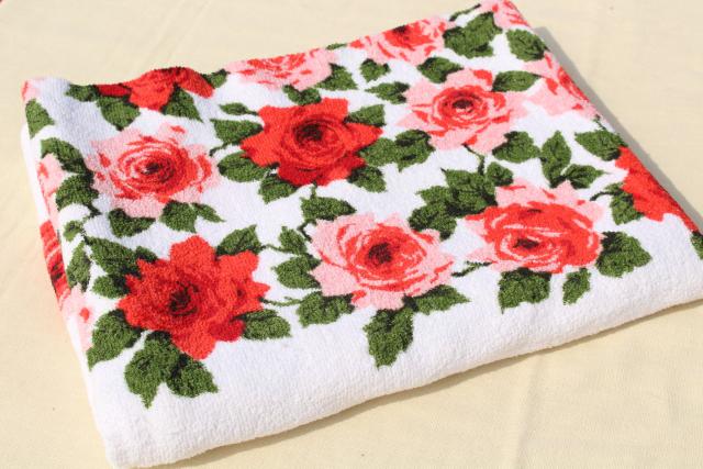 photo of unused vintage cotton terry cloth picnic tablecloth or beach towel, red pink roses print fabric #1