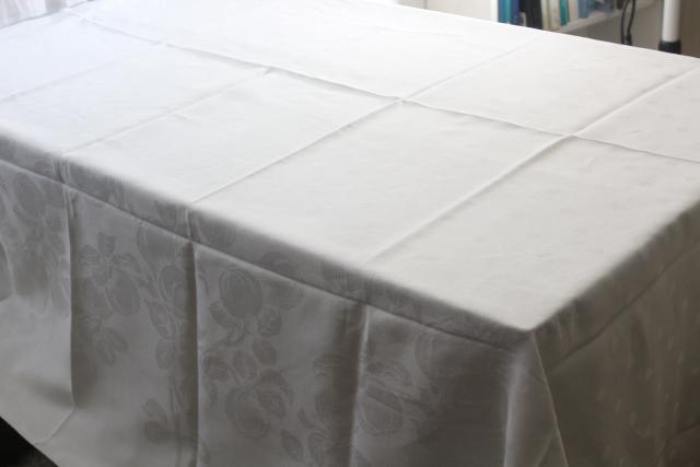 photo of unused vintage damask tablecloth 72 x 86, pure linen woven jacquard peaches pattern #7