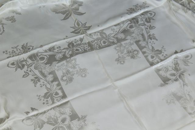 photo of unused vintage damask tablecloth & dinner napkins, silky rayon w/ beautiful sheen #3