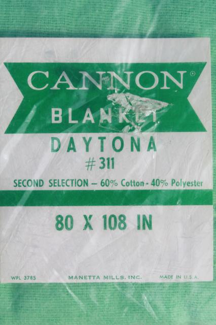 photo of unused vintage mint green cotton / poly blanket in original Cannon label package #2