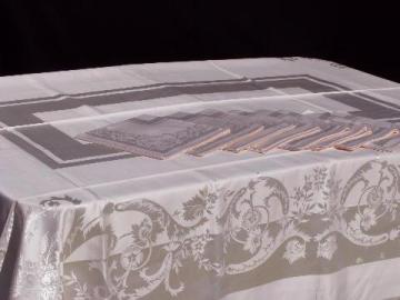 catalog photo of unused vintage pink damask table linens w/ labels, tablecloth & dinner napkins