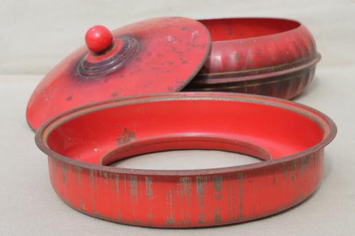 photo of unusual old round red tin sewing box w/ original vintage paint, 1938 patent number #5