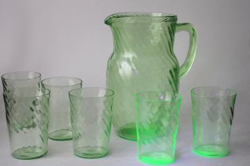 uranium green depression glass pitcher & tumblers set, 1930s vintage Anchor Hocking spiral pattern glass 