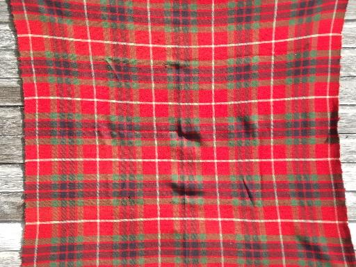 photo of very heavy old plaid wool hunting camp trapper's blankets, 20s vintage #2