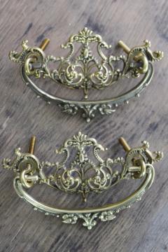 very ornate vintage gold tone brass plated drawer pulls, furniture restoration hardware 