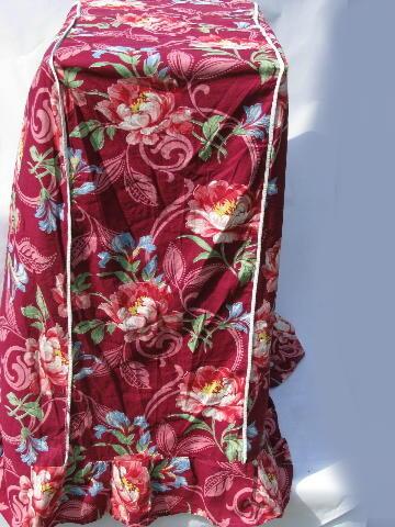 photo of vintage 1940s floral cotton fabric cover for sewing machine & table #2