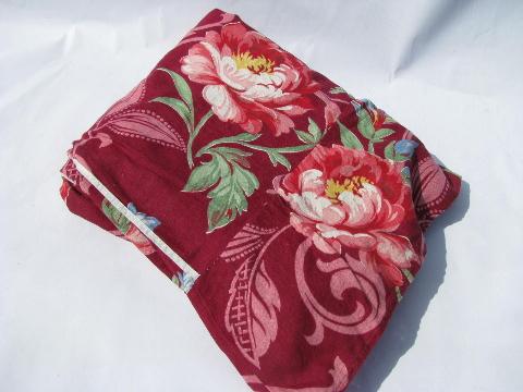 photo of vintage 1940s floral cotton fabric cover for sewing machine & table #3