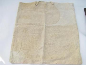 catalog photo of vintage 1940s shopping bag, rope handles, old cotton feedsack fabric tote