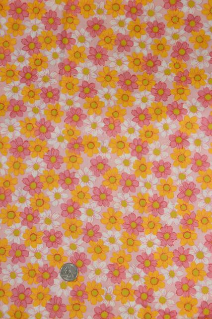 photo of vintage 36 wide fabric, quilting weight cotton print cosmos flowers orange & pink floral #2