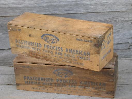 photo of vintage 5 lb E-Z Cheese boxes, primitive old wooden cheese boxes lot #1