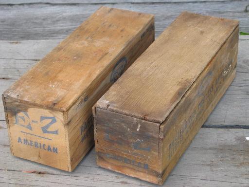 photo of vintage 5 lb E-Z Cheese boxes, primitive old wooden cheese boxes lot #4