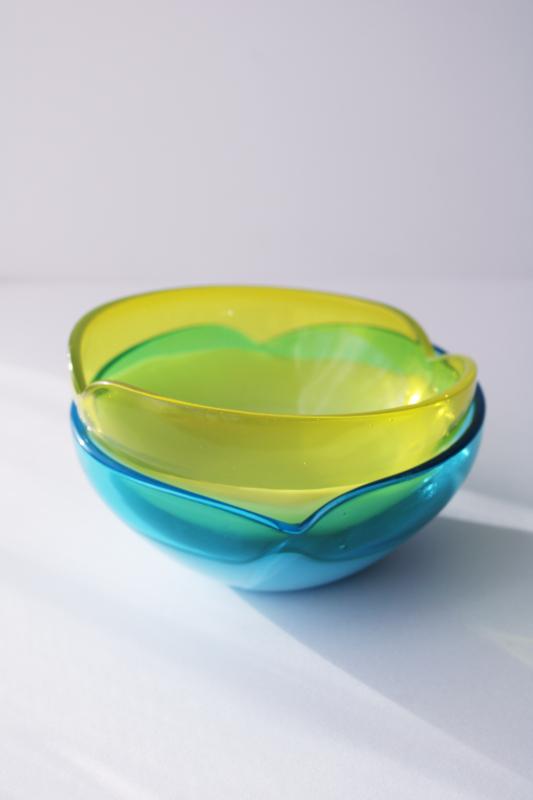 photo of vintage 60s 70s Sasaki Japan art bowls, cased milk glass blue & canary yellow colored glass #6