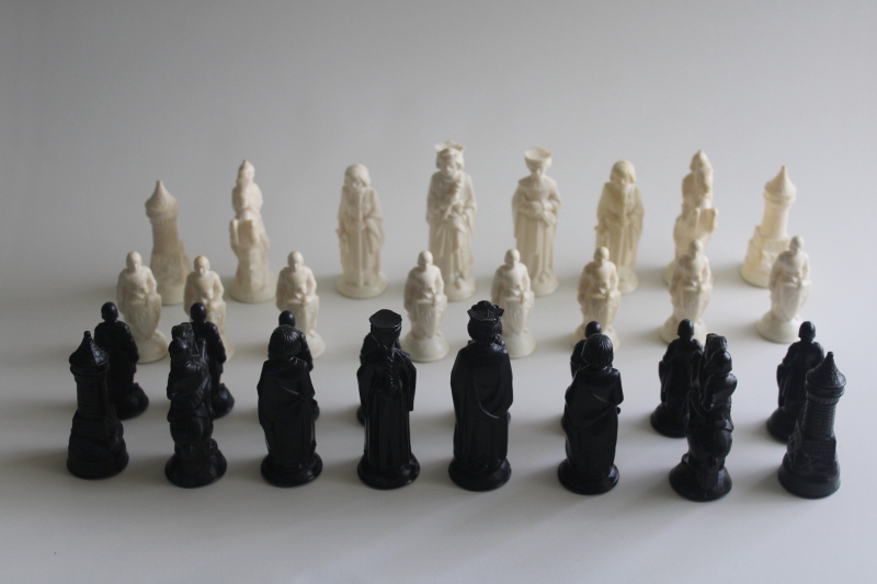 photo of vintage ANRI ES Lowe medieval King Arthur chess set, carved wood look plastic chess pieces  #1