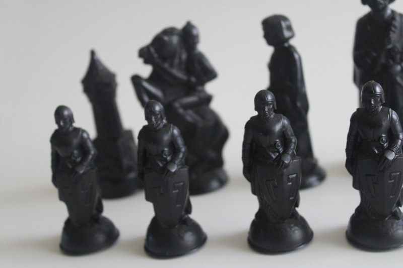 photo of vintage ANRI ES Lowe medieval King Arthur chess set, carved wood look plastic chess pieces  #3