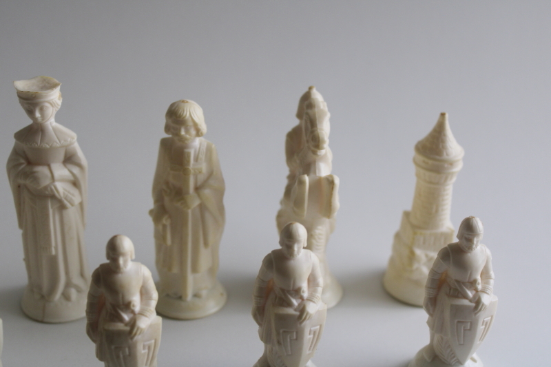 photo of vintage ANRI ES Lowe medieval King Arthur chess set, carved wood look plastic chess pieces  #7