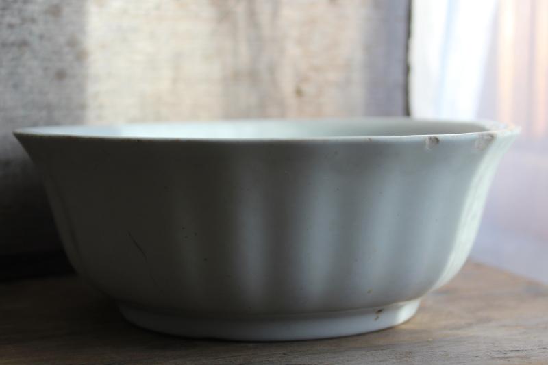 photo of vintage Alfred Meakin Royal Ironstone china bowl w/ fluted ladyfinger shape #8