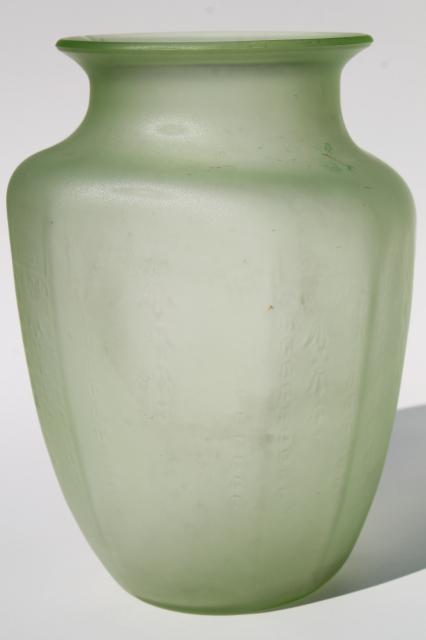 photo of vintage Anchor Hocking Cameo pattern green depression glass vase, satin frosted finish #4