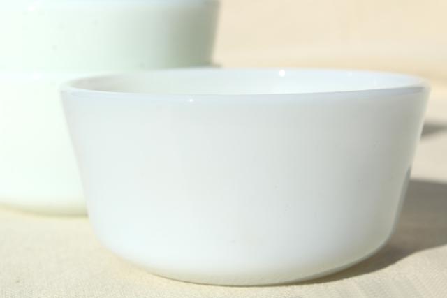 photo of vintage Anchor Hocking Fire King milk glass custard cups or ramekins, tiny bowl baking dishes #3