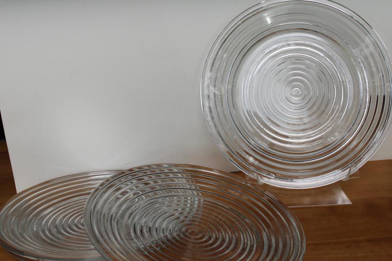 photo of vintage Anchor Hocking Manhattan depression glass dinner plates, stacked rings pattern #7