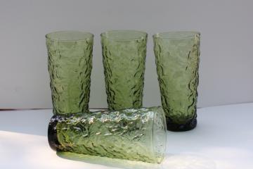 catalog photo of vintage Anchor Hocking Milano crinkle textured glass tall tumblers, avocado green