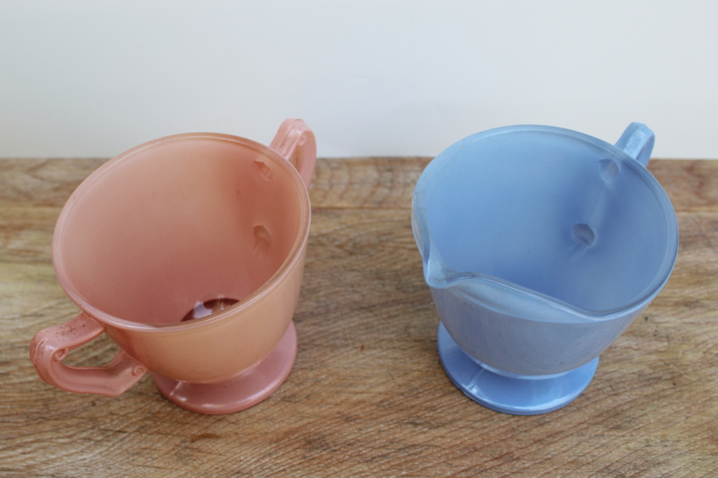 photo of vintage Anchor Hocking Rainbow depression glass cream & sugar pastel pink & blue #2