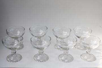 catalog photo of vintage Anchor Hocking bubble foot glass champagne glasses, etched star of Bethlehem