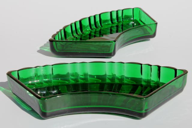 photo of vintage Anchor Hocking forest green glass relish dishes, tray inserts for round glass plate #5