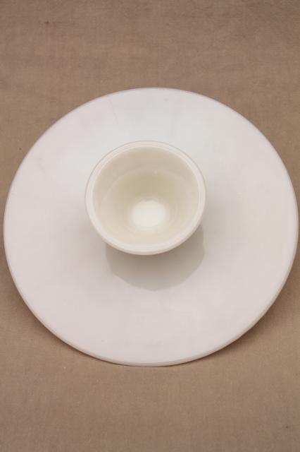 photo of vintage Anchor Hocking glass cake stand, old custard ivory glass pedestal plate #5