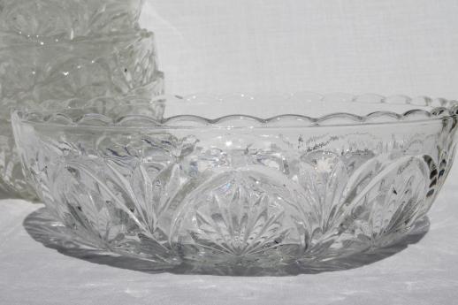 photo of vintage Anchor Hocking glass salad bowls set w/ large serving bowl #2