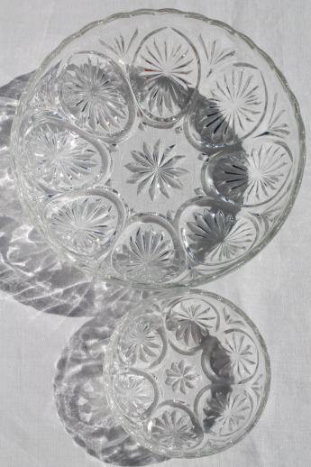 photo of vintage Anchor Hocking glass salad bowls set w/ large serving bowl #5