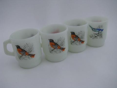 photo of vintage Anchor Hocking oven proof kitchen glass coffee mugs, cups w/ song birds #2