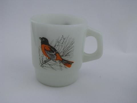 photo of vintage Anchor Hocking oven proof kitchen glass coffee mugs, cups w/ song birds #3