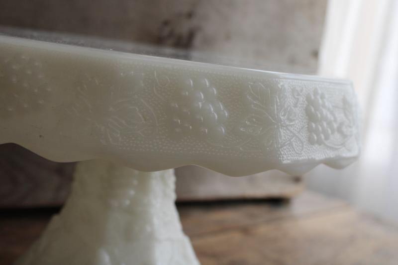 photo of vintage Anchor Hocking paneled grape pattern milk glass cake stand, harvest grapes #2