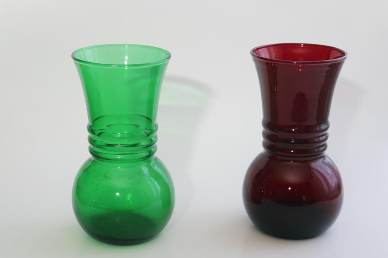 photo of vintage Anchor Hocking ring pattern vases, forest green & royal ruby red #1