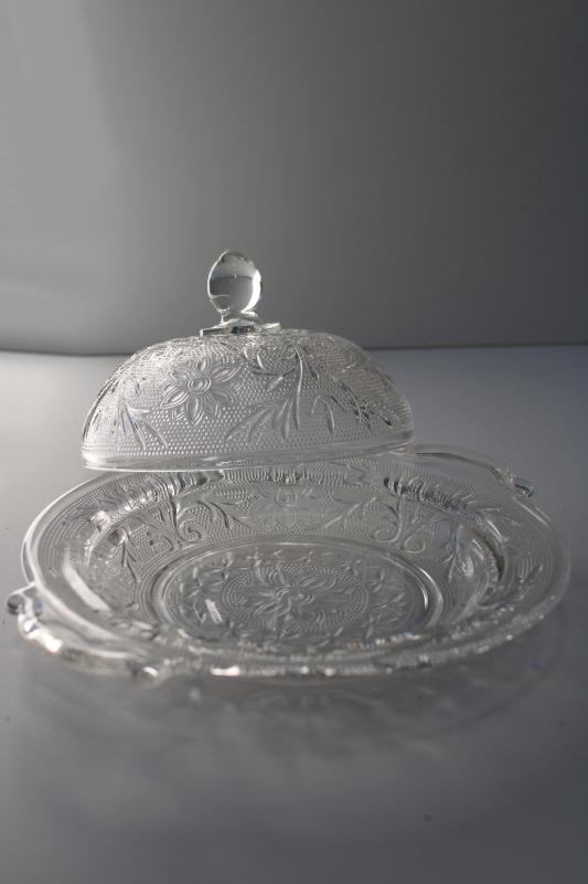 photo of vintage Anchor Hocking sandwich pattern clear glass round butter dish, plate & dome cover #6