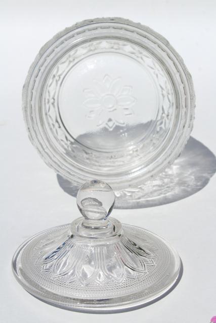 photo of vintage Anchor Hocking sandwich pattern glass cookie jar, crystal clear color #5
