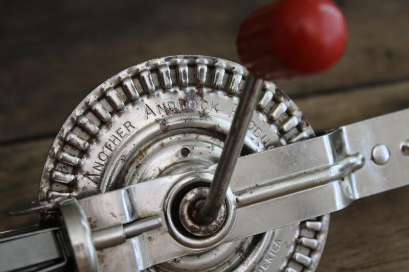 photo of vintage Androck rotary egg beater, hand crank mixer w/ red bakelite handles #6