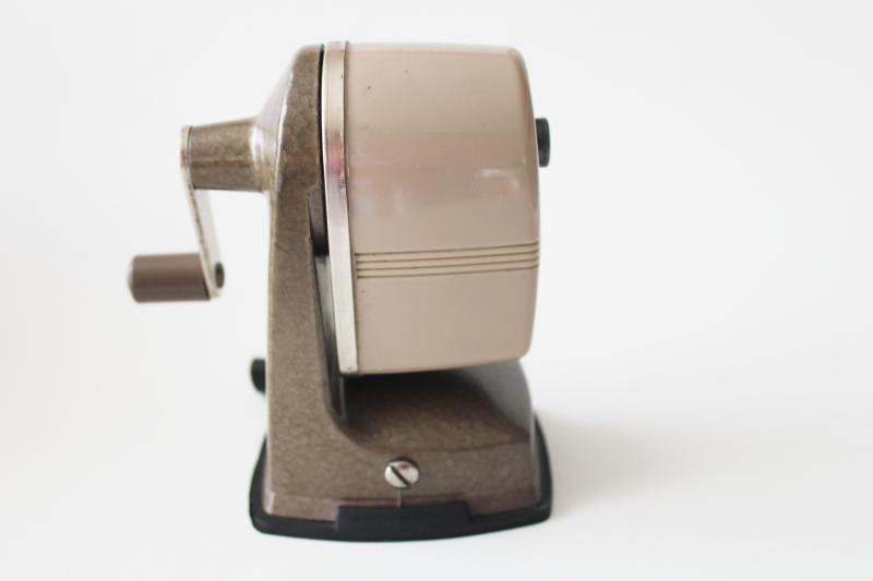 photo of vintage Apsco Vacu-base pencil sharpener, rotary hand crank sharpener office school desktop #4