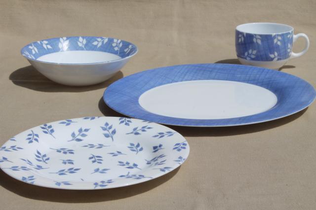 photo of vintage Arcopal milk glass dishes set for 6, blue & white leaf sprig pattern #24 #5