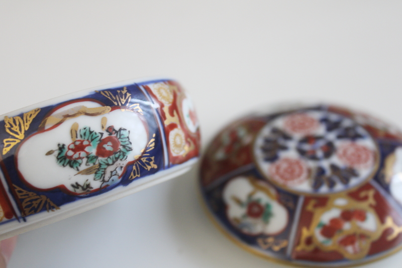 photo of vintage Arita Japan porcelain trinket box, hand painted Imari red & blue floral  #4