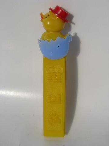 photo of vintage Austria Pez dispenser, Easter chick, no feet #1