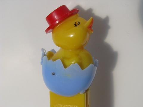 photo of vintage Austria Pez dispenser, Easter chick, no feet #3