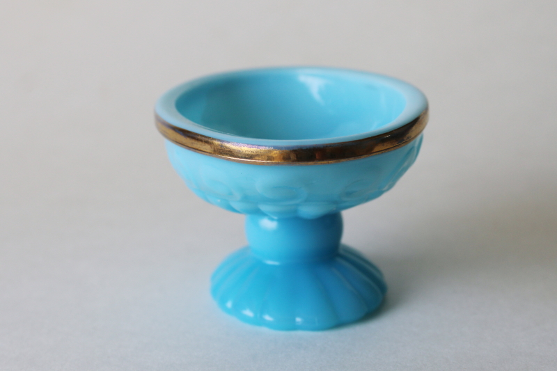 photo of vintage Avon Bristol blue opaline glass soap dish, aqua blue milk glass #2