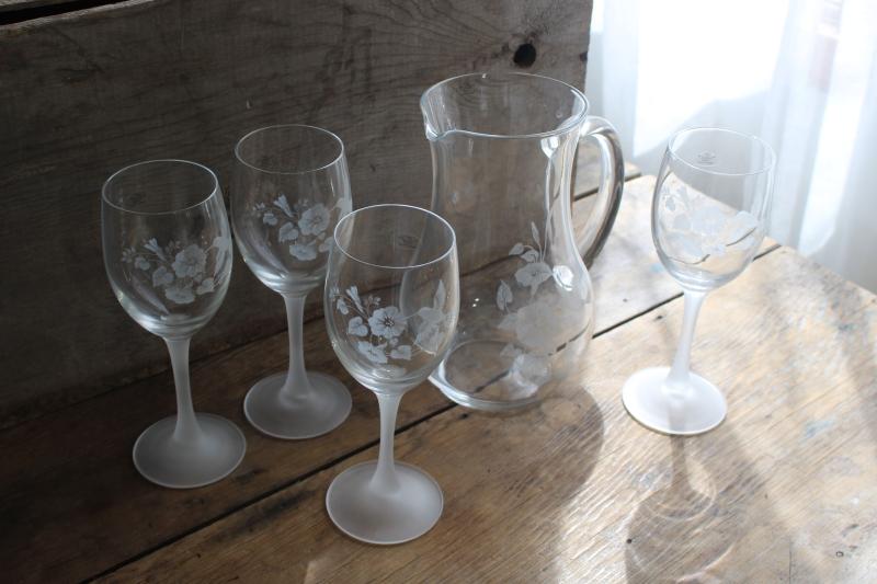 photo of vintage Avon Hummingbird etched crystal wine glasses & pitcher, made in France #9